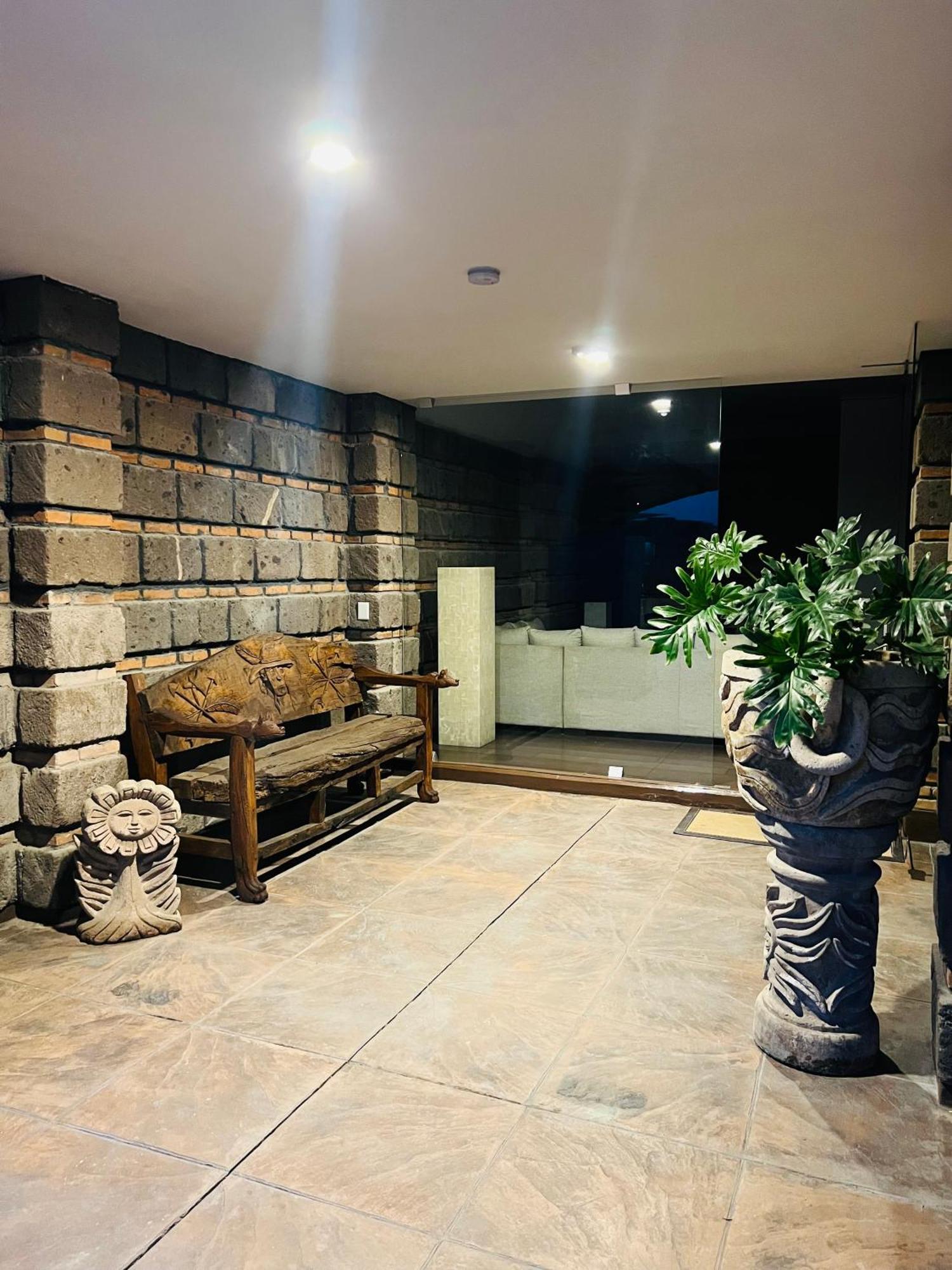 Qa Hotel San Luis Potosi Luaran gambar